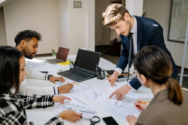 Expert AI Labs consulting discussion